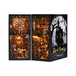 Manoir Dark Family - Book Nook