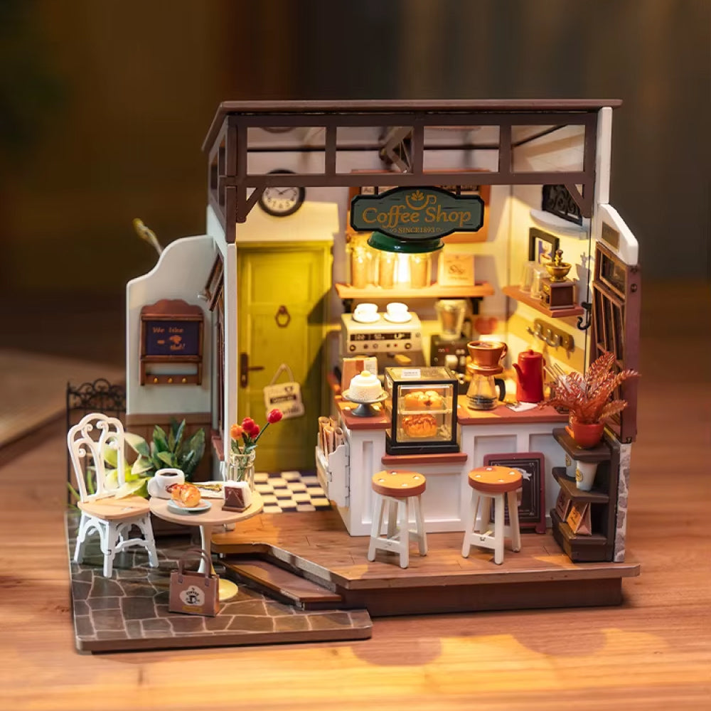 Le Café d'Angle – Maison Miniature